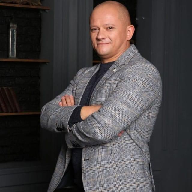 Photo Yuri Lyashchenko